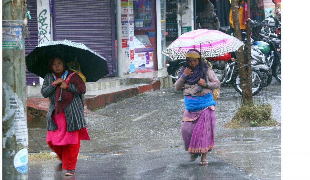 पश्चिम नेपालमा वर्षा र हिमपात